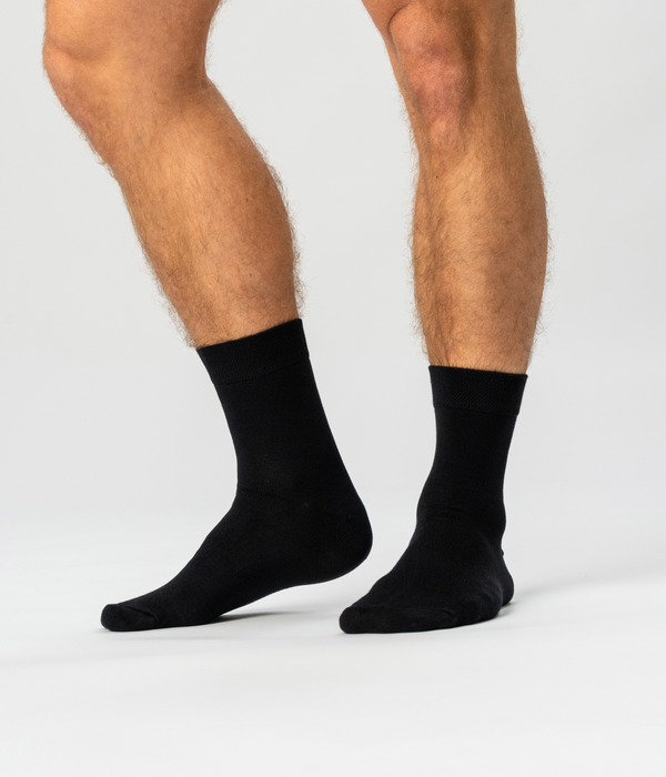 10 Paar schwarze Socken aus Bambus mit niedrigem Schnitt