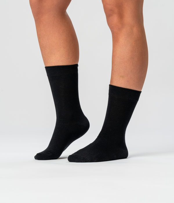 7 Paar schwarze Socken aus Bambus