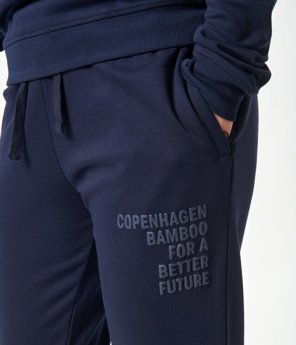 Navy bambus sweatpants med logo    Copenhagen Bamboo